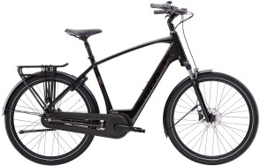 DISTRICT+ 2  TREK BLACK 2026